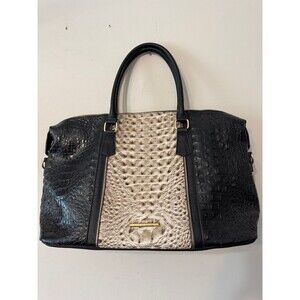 MIA K. COLLECTION WEEKEND DUFFLE BAG nwot